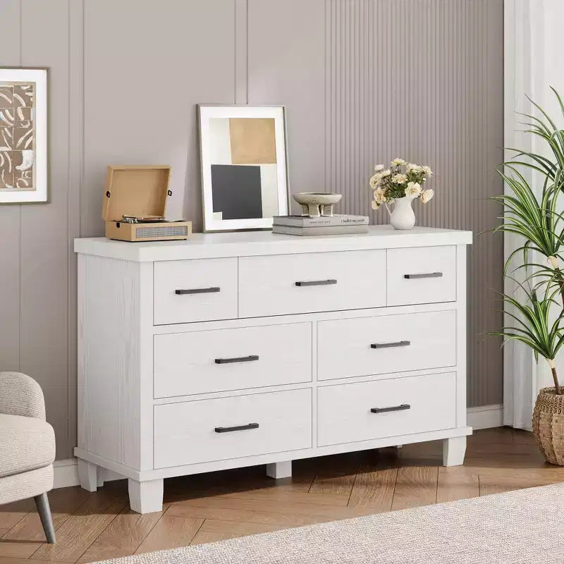 Modern 7-Drawer Dresser, Spacious Wooden Chest with Metal Handles, Versatile Storage Organizer for Bedroom, Living Room, Nursery, Closet